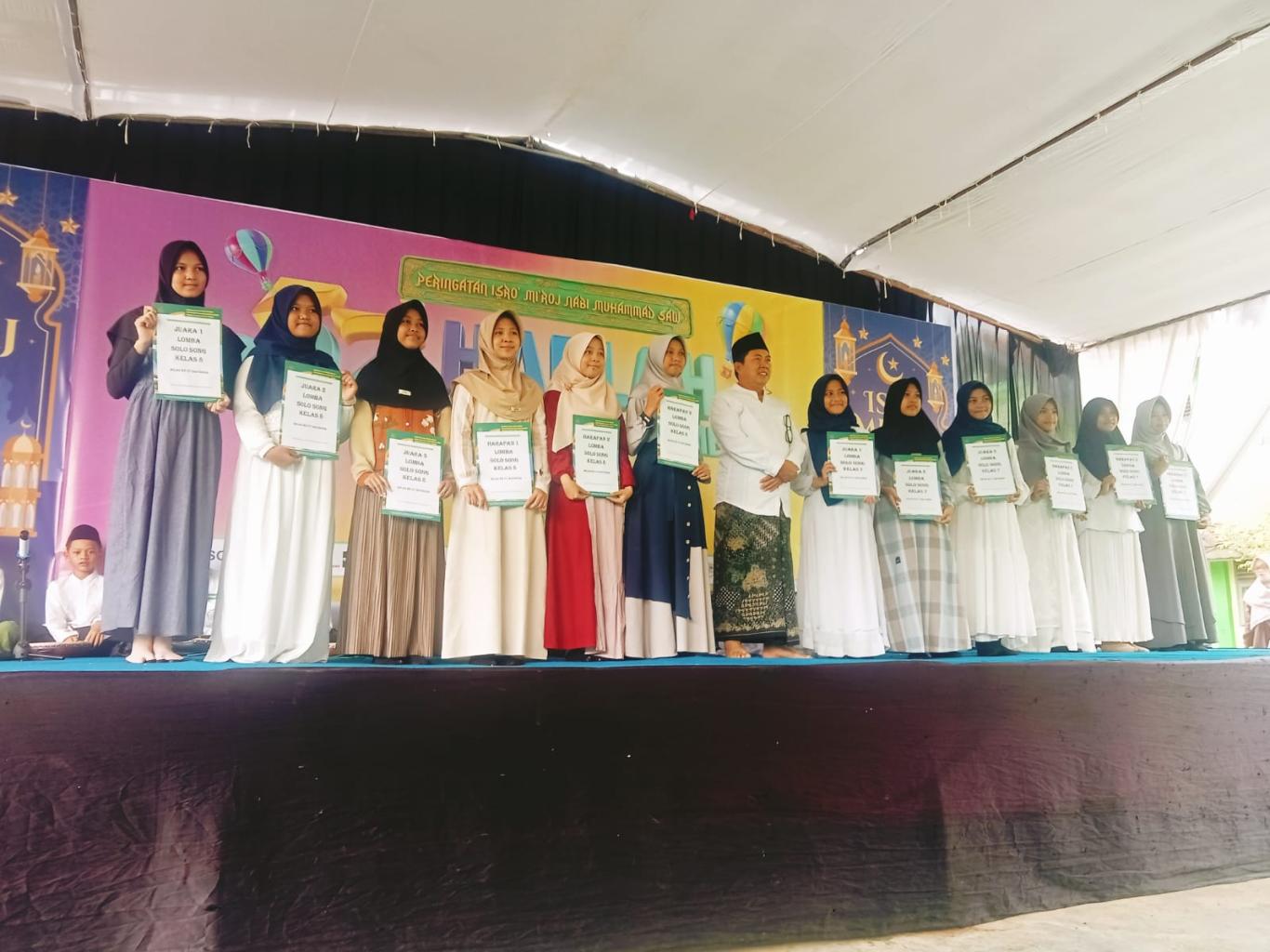 Gambar Puncak Harlah ke-57 MTsN 1 Kebumen Ditutup dengan Peringatan Isra Mi’raj dan Apresiasi Prestasi Siswa