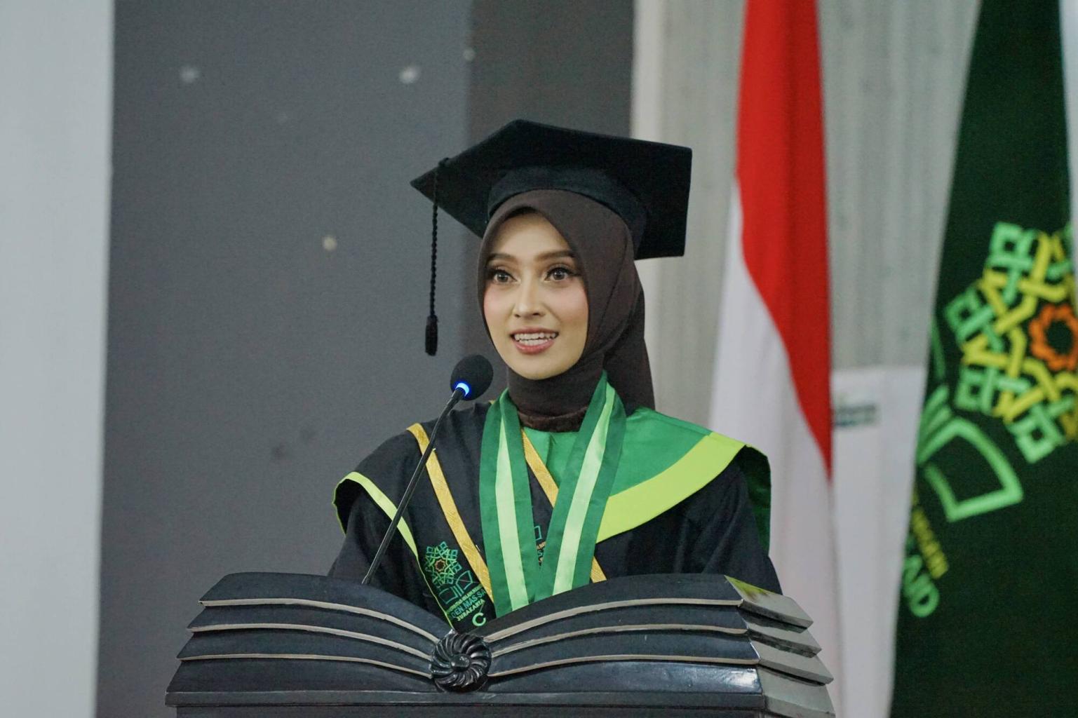 Bukti Nyata Kualitas Matansa: Isna Dian Nugraheni Raih Predikat Wisudawati Terbaik UIN Raden Mas Said