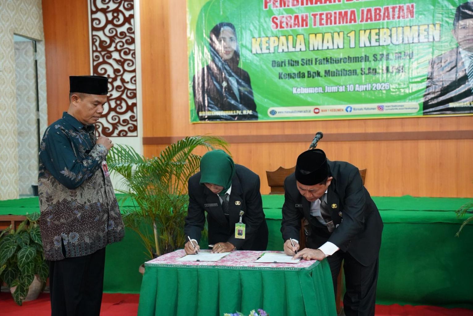 Sertijab MAN 1 Kebumen: Muhiban Bawa Budaya 'Santri' dan Optimisme Baru Menuju Madrasah Mandiri Mendunia