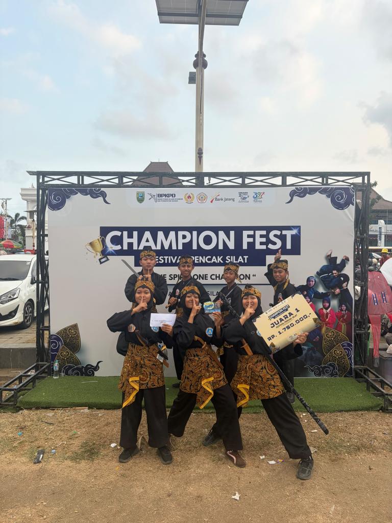 MTsN 1 Kebumen Panen Medali Kejuaraan Karate, Sepuluh Atlet Muda Tampil Memukau