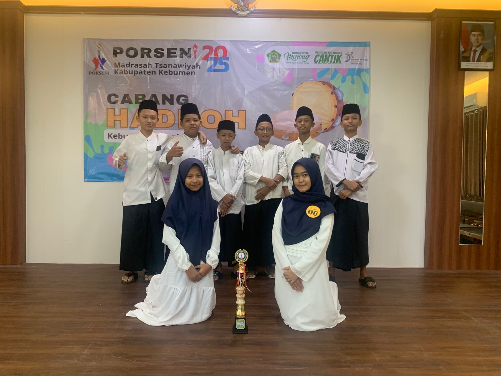 JUARA 1 LOMBA HADROH PORSENI