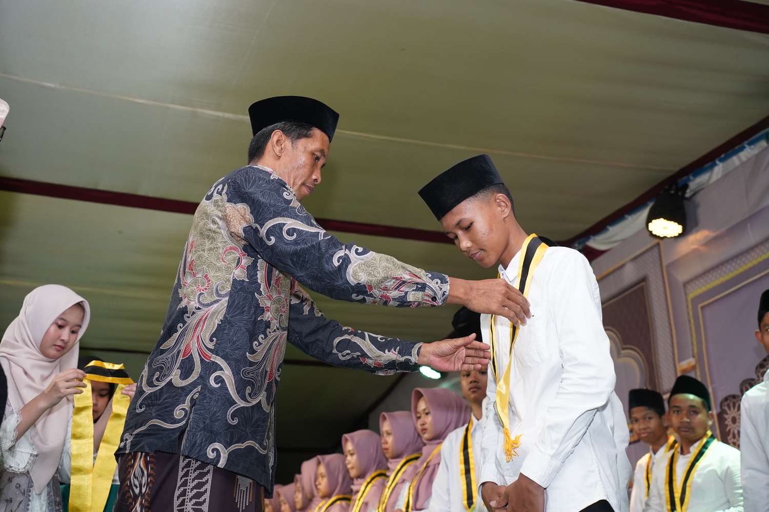 ISLAMIC BOARDING SCHOOL (IBS)